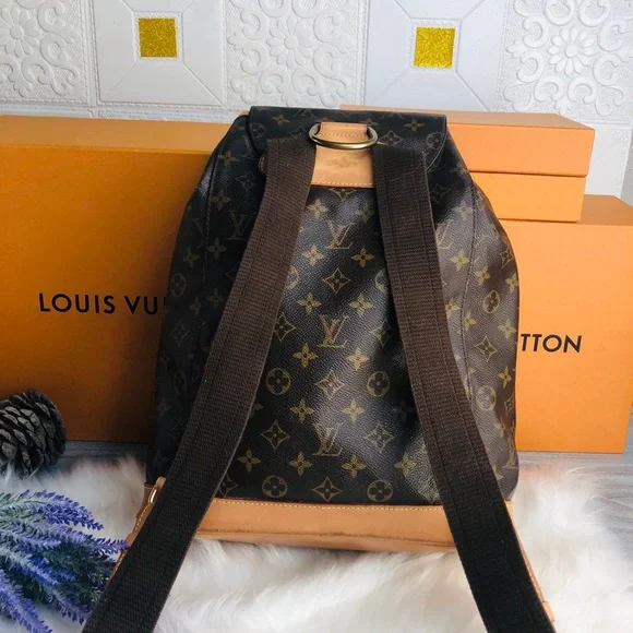 "SOLD"🎁Louis Vuitton Monogram Montsouris GM Backpack 🎈 - Picture 3 of 16